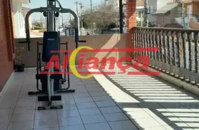 Casa em condomínio fechado com 4 quartos à venda na Rua Santa Tereza, 217, Vila Milton, Guarulhos