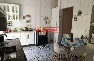 Excelente sobrado com 03 dormitórios próximo ao sonda vila rio