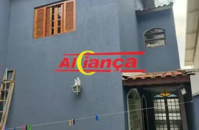 Sobrado com 2 dormitórios, 1 suíte e 2 vagas, com edícula. terezópolis