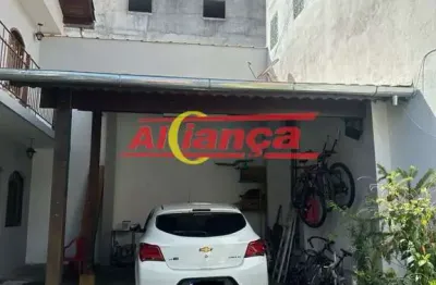 Casa com 3 quartos à venda na Avenida Serra da Mantiqueira, 642, Vila Carmela I, Guarulhos