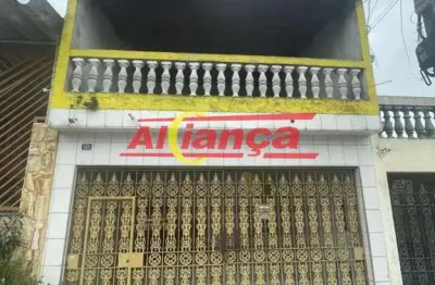 Oportunidade! casa com 3 quartos, garagem para 2 carros  rua tranquila em região em crescimento!