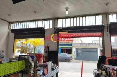 Galpao comercial com 400 metros de terreno, locado para um supermercado
