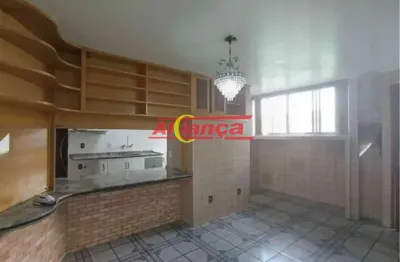 Característica da unidade  - salão de jogos - armário cozinha - wc - quadra poli - jardim - portaria