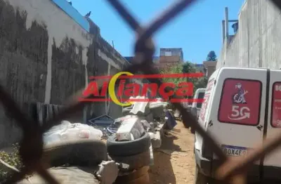 Casa comercial à venda na Rua Fabio Salvador Bei, 366, Vila Nova Bonsucesso, Guarulhos