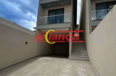 Sobrado novo e moderno á venda com piscina no jardim planalto em arujá