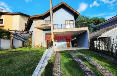 Casa alto padrão 3 dormitórios, sendo 1 suíte, 8 vagas em arujá - sp