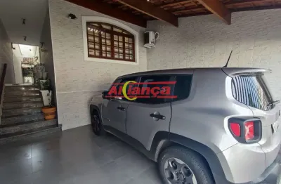 Sobrado 200m², com 3 dormitórios e 3 suítes à venda no Gopoúva