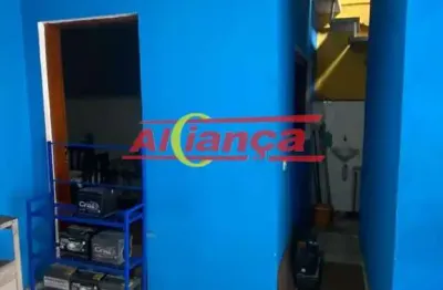 Casa com 3 dormitórios, 2 casa mesmo terreno com ponto comercial prox shoping bonsucesso a venda