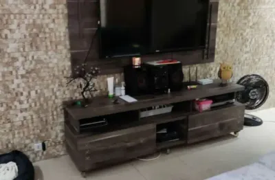 Sobrado cond. fechado, serôdio, 3 dorm. 2 stes, closet, aquecimento solar
