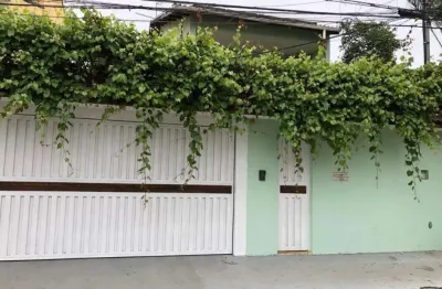 Sobradão 1ª qualidade -sala pé direito duplo e mezanino