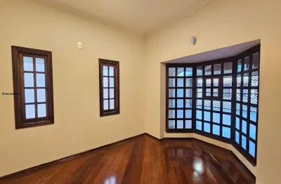 Casa / sobrado para locação em mogi das cruzes, vila lavínia, 5 dormitórios, 2 suítes, 5 banheiros, 3 vagas