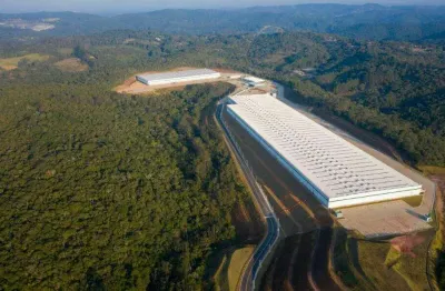 Galpão para alugar, 8369 m² por r$ 248.980,72/mês - aldeinha - itapecerica da serra/sp