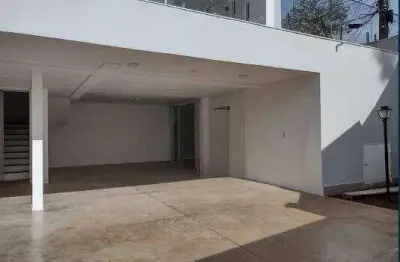 Casa com 3 quartos para alugar na Rua dos Faveiros, Vila Alpina, Santo André