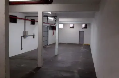 Galpão de 140 m² para locação em vila assunção, santo andré - r$ 3.000,00