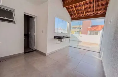 Cobertura com 2 quartos para alugar na Rua Araçatuba, Santa Maria, Santo André