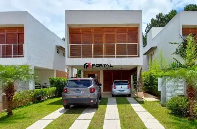 Casa em condomínio fechado com 3 quartos à venda na Estrada dos Estudantes, 1600, Granja Viana, Cotia por R$ 1.150.000