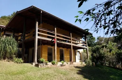 Casa em condomínio fechado com 3 quartos à venda na estrada dos pinheiros, 1, chácara dos junqueiras, carapicuíba por r$ 2.800.000
