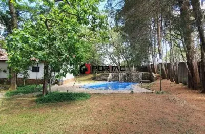 Casa em condomínio fechado com 4 quartos à venda na rua nilo, chácara represinha, cotia por r$ 1.100.000