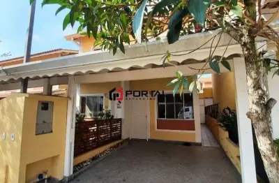 Casa em condomínio fechado com 2 quartos à venda na estrada velha de sorocaba, 683, granja viana, cotia por r$ 480.000