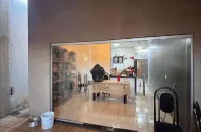 Casa com 2 quartos - maysa 2 - trindade codigo: 14512