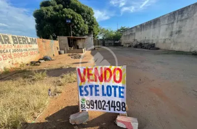 Terreno à venda na Avenida Jacarandá, sn, Vila Rizzo, Goiânia