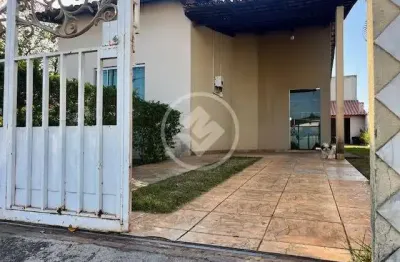 Excelente casa sozinha no lote com quintal codigo: 82983