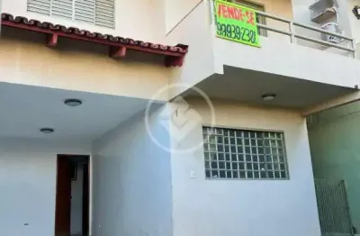 Casa com 3 quartos à venda na Rua Brunsviga, sn, Vila São Tomaz, Aparecida de Goiânia