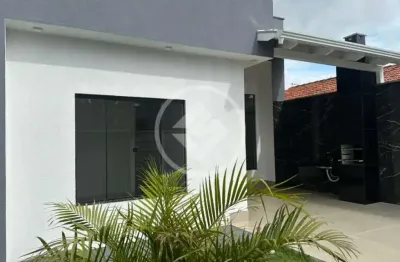 Casa com 3 quartos à venda na Rua CP18, 1, Carolina Parque, Goiânia