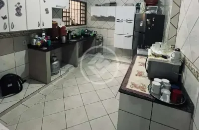 Sobrado 3 quartos com suíte em avenida comercial no jardim europa codigo: 132673