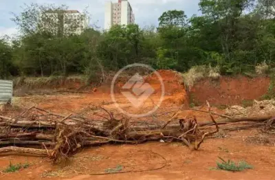 Terreno à venda na Alameda Lucy Rassi de Oliveira, s/n, Setor Faiçalville, Goiânia