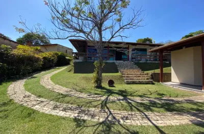 Casa de alto padrão com um amplo jardim de 3 quartos e ótima área de lazer - jardim da serra