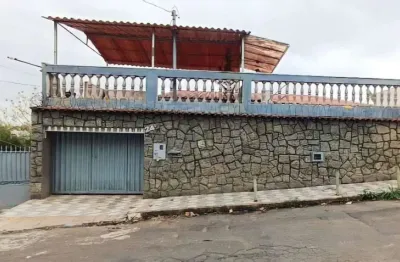 Casa com 3 quartos à venda na Rua Pedro Gonçalves de Oliveira, 245, Bom Pastor, Juiz de Fora