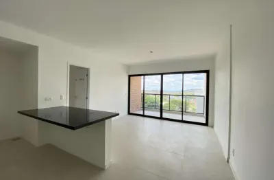 Apartamento de 2 quartos com varanda e bela vista no bairro aeroporto