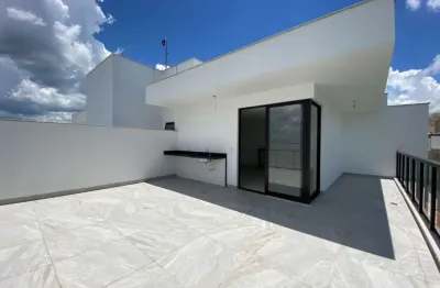 Cobertura nova de 2 quartos e amplo terraço no bairro aeroporto