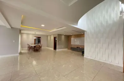 Casa com 4 quartos à venda na Rua Comandante Alvim, Vina Del Mar, Juiz de Fora