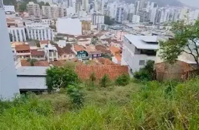 Terreno à venda na Rua José Romão Guedes, Granbery, Juiz de Fora