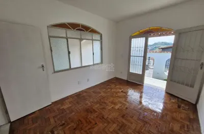 Casa com 3 quartos à venda na Rua Deputado Arlindo Leite, Progresso, Juiz de Fora