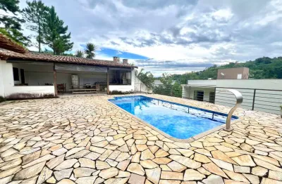 Casa com 5 quartos à venda na Rua Florianópolis, 120, Parque Jardim da Serra, Juiz de Fora