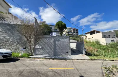 Casa em condomínio fechado com 3 quartos à venda na Rua Aristóteles Braga, São Pedro, Juiz de Fora