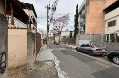 Terreno à venda na Rua Carangola, 320, Democrata, Juiz de Fora