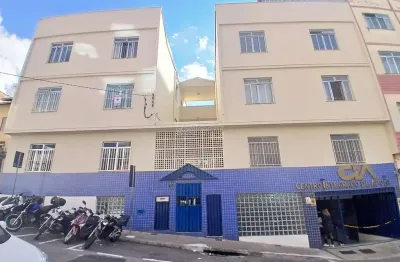 Apartamento com 2 quartos à venda na Rua Doutor Constantino Paleta, 138, Centro, Juiz de Fora