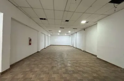 Ponto comercial para alugar na Rua Benjamin Constant, Centro, Juiz de Fora
