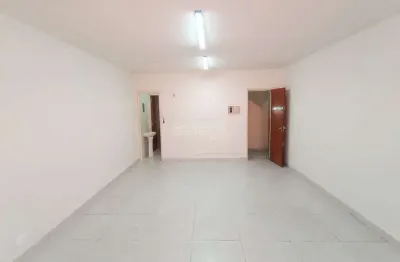 Sala comercial para alugar na Rua Batista de Oliveira, Centro, Juiz de Fora