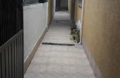 Casa em condomínio 2 dormitórios à venda jardim maite suzano/sp