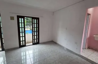 Casa com 1 quarto para alugar na Vila Barros, Guarulhos 