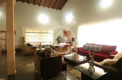 Casa  em  condomínio  fechado no  jd  botânico - lago sul codigo: 143197