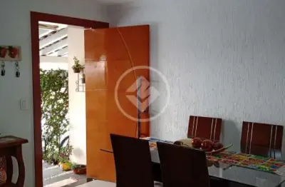 Casa com 3 quartos à venda na Avenida Afonso Pena, Jardim Planalto, Goiânia