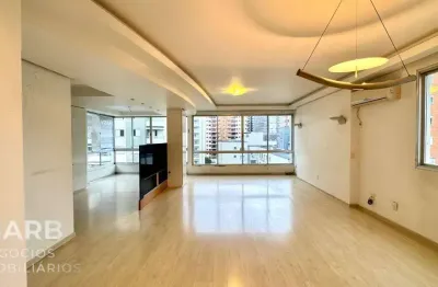 Apartamento com 3 dormitórios à venda, 140 m² por r$ 1.650.000,00 - centro - florianópolis/sc