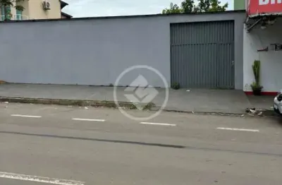 Casa a venda com lote comercial na avenida principal codigo: 97531