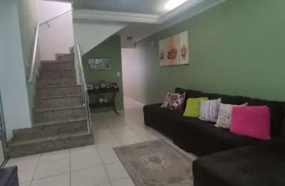 Casa com 3 quartos à venda na rua doutor joaquim pedro vilaça, 85, parque maria luiza, são paulo, 200 m2 por r$ 820.000